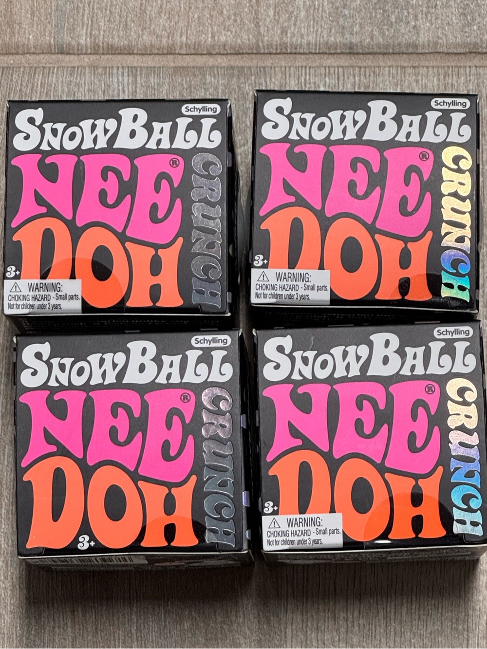4 NeeDoh Snow Ball Crunch ❄️ 🤍